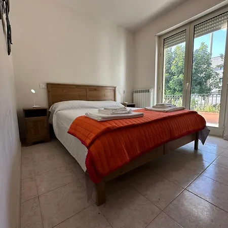 Guest house Affittacamere Donna Clarissa