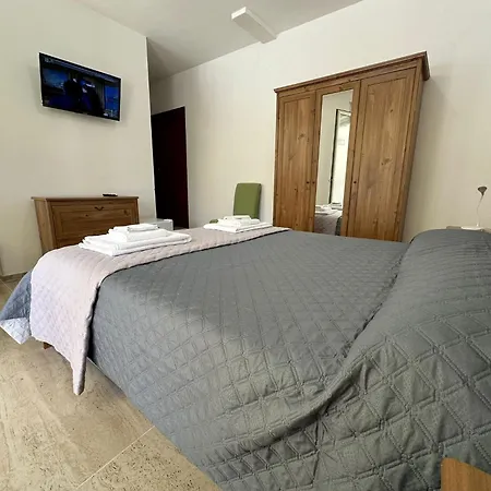 Affittacamere Donna Clarissa Gæstehus 3*